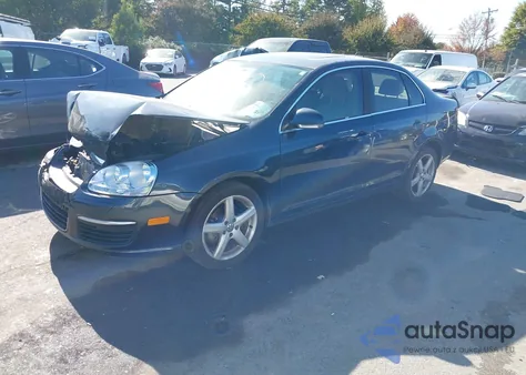 2010 Volkswagen Jetta Tdi from USA, damaged, VIN 3VWRL7AJ5AM035272